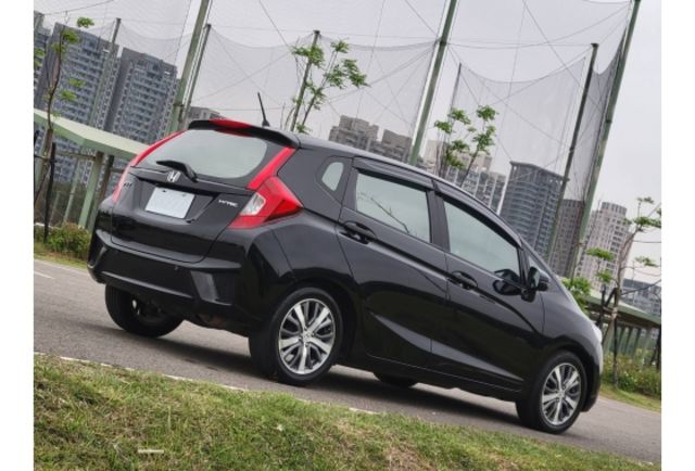 2015 Fit  第3張相片