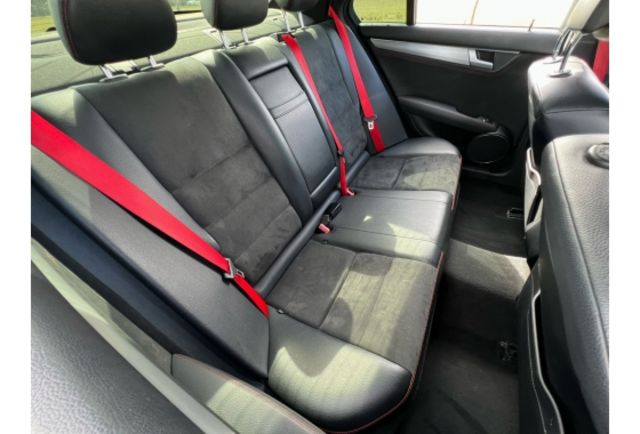 Benz C250  第13張相片