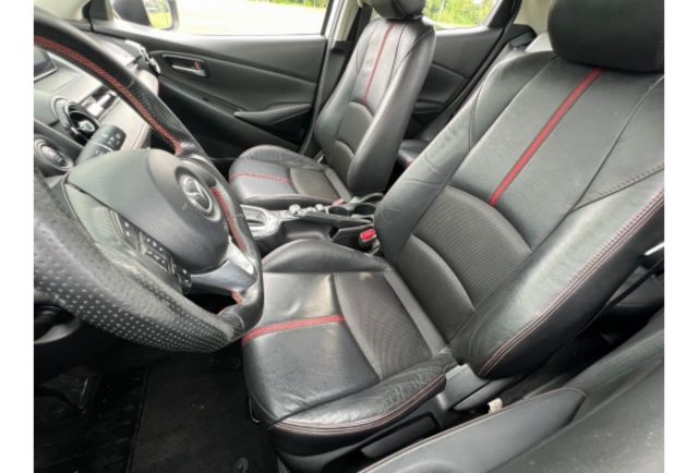 Mazda MAZDA2  第7張相片