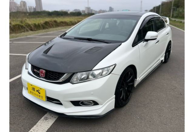 Honda CIVIC  第3張相片