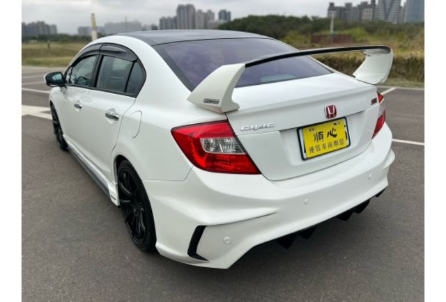 Honda CIVIC  第9張相片