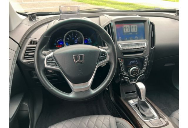 LUXGEN U6 GT  第4張相片