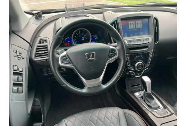 LUXGEN U6 GT  第5張相片