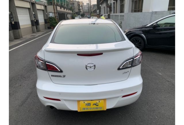 2.0天窗版 換檔播片 定速 方控鍵 雙安 電動後視 車況好 內裝美  第4張相片