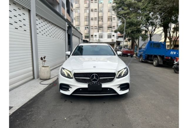 輝祥汽車 年輕款 2018年 E250  第2張相片