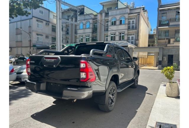 Toyota HILUX  第3張相片