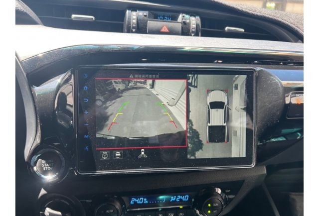 Toyota HILUX  第9張相片