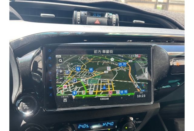 Toyota HILUX  第10張相片