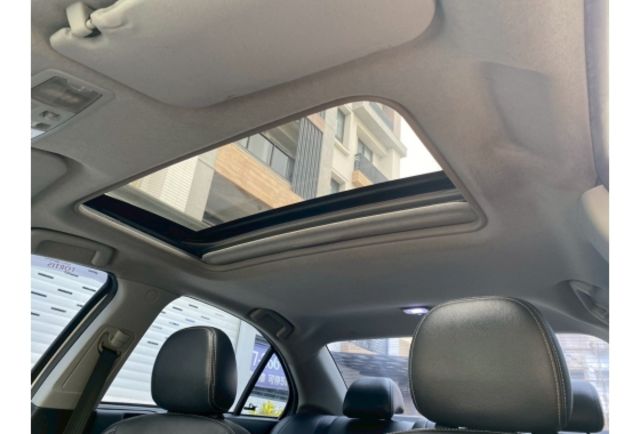 Mitsubishi LANCER  第5張相片