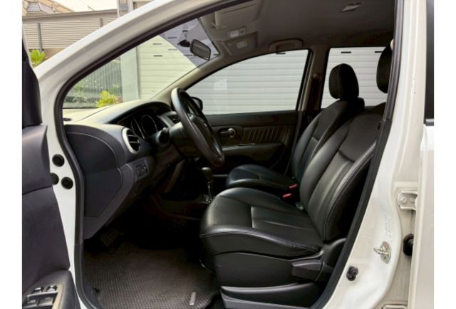 車頂行李架 倒車雷達 胎壓偵測  第6張相片