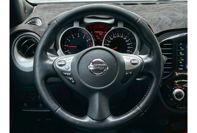 I-Key｜數位電視｜方向盤快控｜胎壓偵測  第12張相片