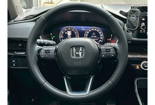 無線充電板/CarPlay｜BOSE音響｜全景天窗｜環景｜腳踢電尾門  第12張相片