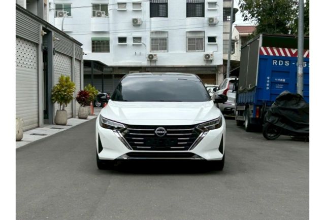 Nissan SENTRA  第3張相片