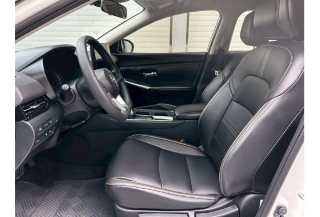 Nissan SENTRA  第5張相片