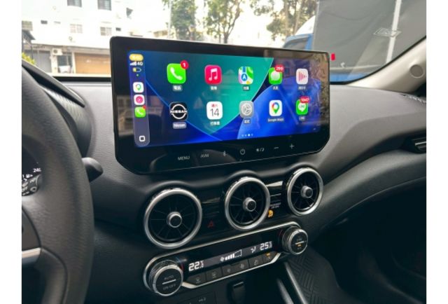 Nissan SENTRA  第8張相片