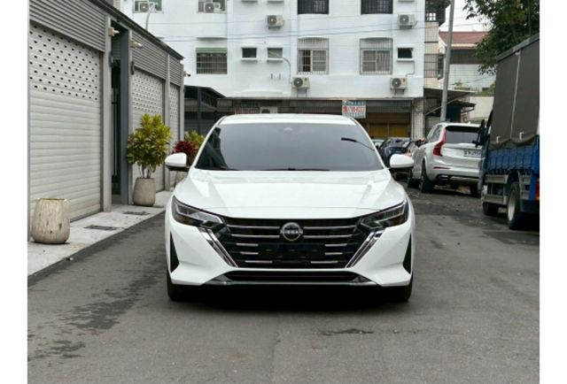 原廠保固中｜LED頭尾燈｜無線CarPlay｜環景  第3張相片