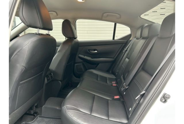 原廠保固中｜LED頭尾燈｜無線CarPlay｜環景  第6張相片