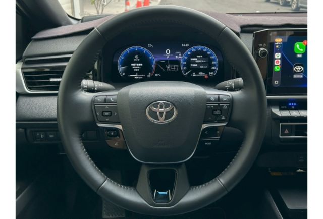 無線充電板/CarPlay｜方向盤電動調整｜數位儀表｜LED頭尾燈｜盲點｜I-key  第11張相片