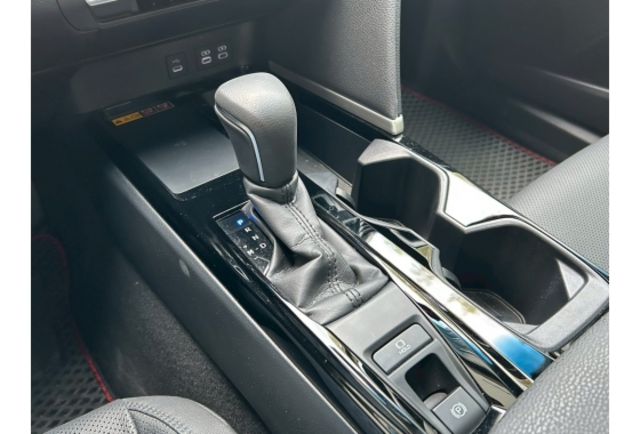 無線充電板/CarPlay｜方向盤電動調整｜數位儀表｜LED頭尾燈｜盲點｜I-key  第12張相片