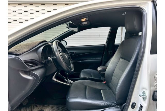 音響主機｜循跡防滑｜ABS｜倒車顯影｜倒車雷達  第2張相片