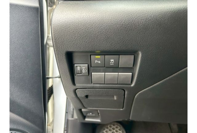 音響主機｜循跡防滑｜ABS｜倒車顯影｜倒車雷達  第9張相片