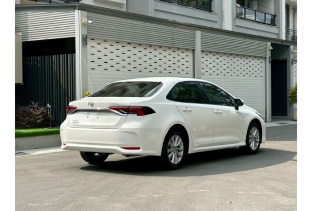 i-key｜無線CarPlay｜摸門｜倒車顯影｜左右側鏡頭  第2張相片