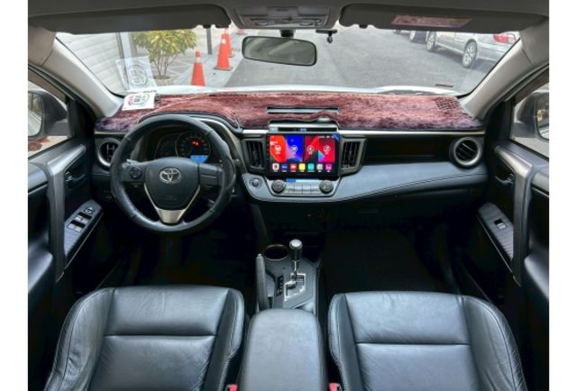 i-key｜駕駛電動座椅｜定速｜衛星導航  第7張相片