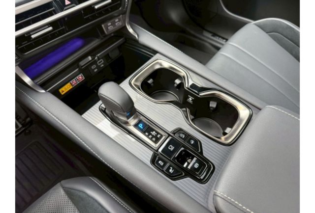 4WD｜Mark Levinson音響｜電動側踏板｜全景天窗｜環景｜盲點｜無線CarPlay/充電版  第15張相片