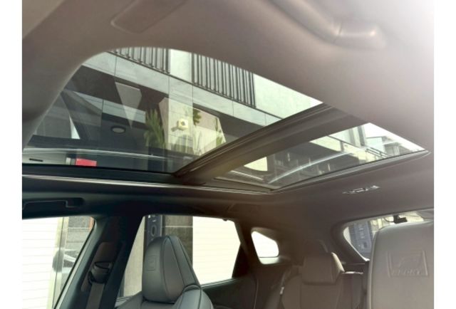 4WD｜Mark Levinson音響｜電動側踏板｜全景天窗｜環景｜盲點｜無線CarPlay/充電版  第18張相片