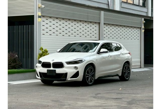 M版外觀套件｜CarPlay｜全景天窗 ｜I-KEY｜摸門  第1張相片