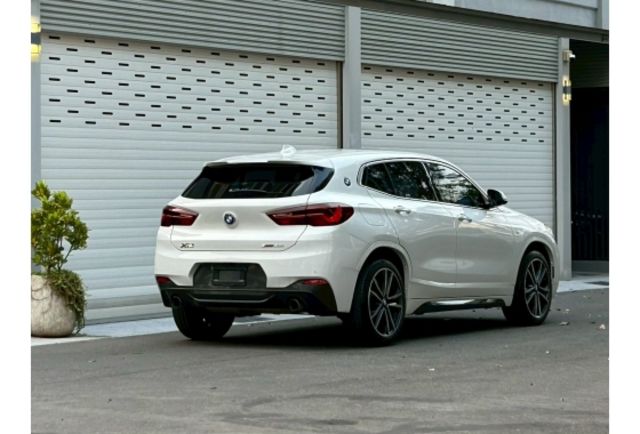 M版外觀套件｜CarPlay｜全景天窗 ｜I-KEY｜摸門  第2張相片