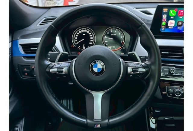 M版外觀套件｜CarPlay｜全景天窗 ｜I-KEY｜摸門  第11張相片