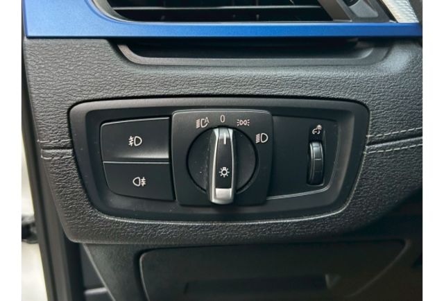 M版外觀套件｜CarPlay｜全景天窗 ｜I-KEY｜摸門  第13張相片