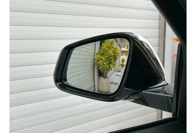 M版外觀套件｜CarPlay｜全景天窗 ｜I-KEY｜摸門  第15張相片