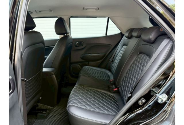 雙色車身外觀套件｜車頂行李架｜CARPLAY｜無線充電版｜盲點｜I-KEY  第6張相片