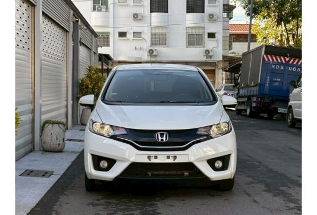 定速｜循跡｜ABS｜恆溫｜倒車顯影｜倒車雷達  第3張相片