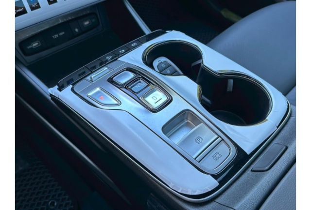 NX4G-D｜全景天窗｜LED頭尾燈｜無線充電版｜CarPlay｜I-KEY  第14張相片