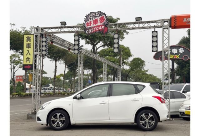 Nissan TIIDA  第3張相片