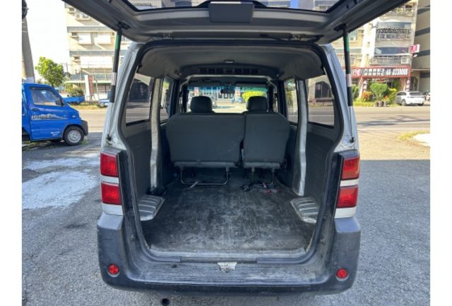 菱利自排箱車  第12張相片