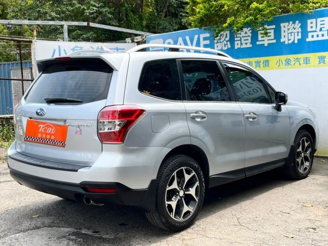 Subaru Forester  第28張相片