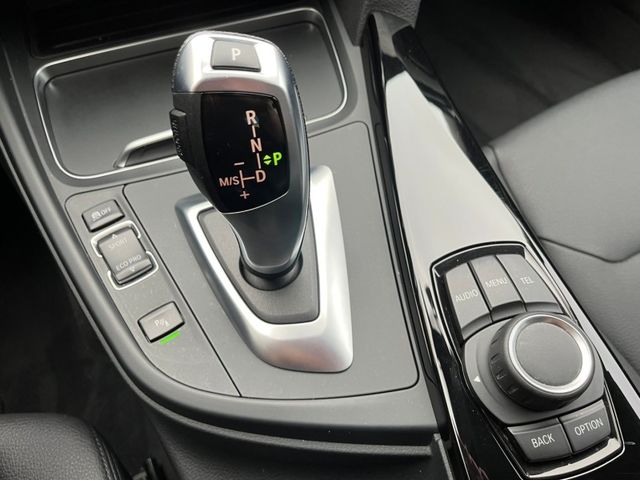 BMW/ 寶馬 318i  第12張相片