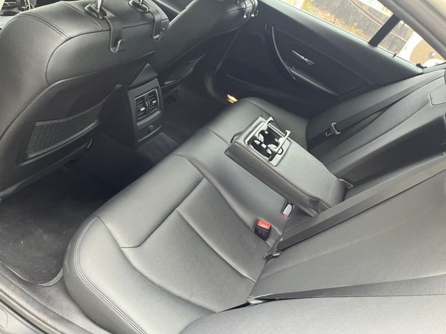BMW/ 寶馬 318i  第17張相片