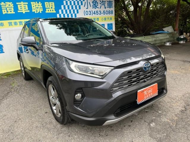 Toyota RAV4  第3張相片