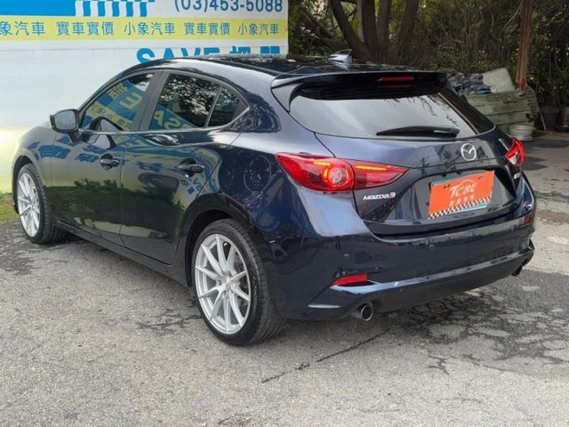 Mazda Mazda3  第14張相片