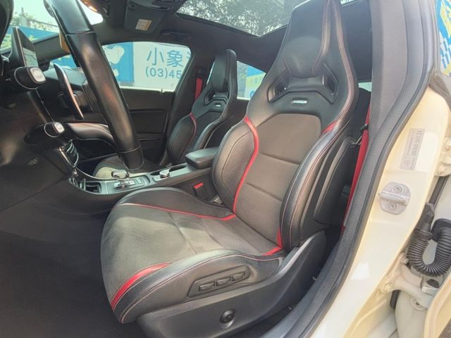 Mercedes-Benz/賓士 CLA45 AMG  第7張相片