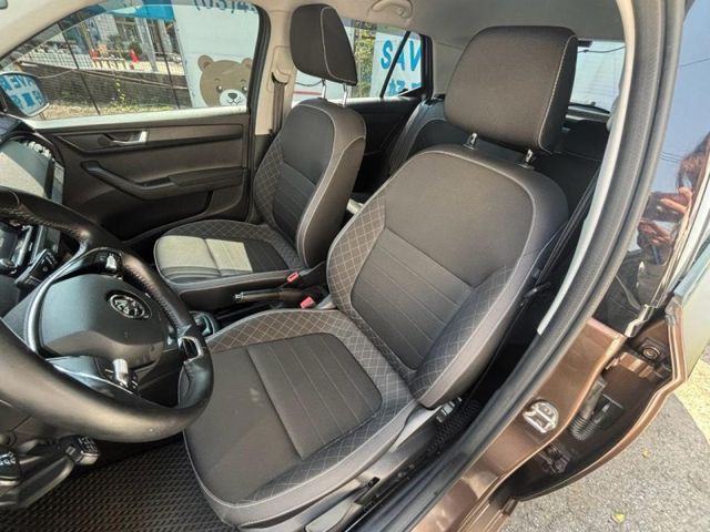 Skoda Fabia  第6張相片