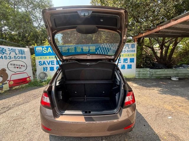 Skoda Fabia  第17張相片