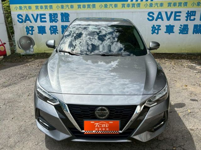 Nissan Sentra  第1張相片