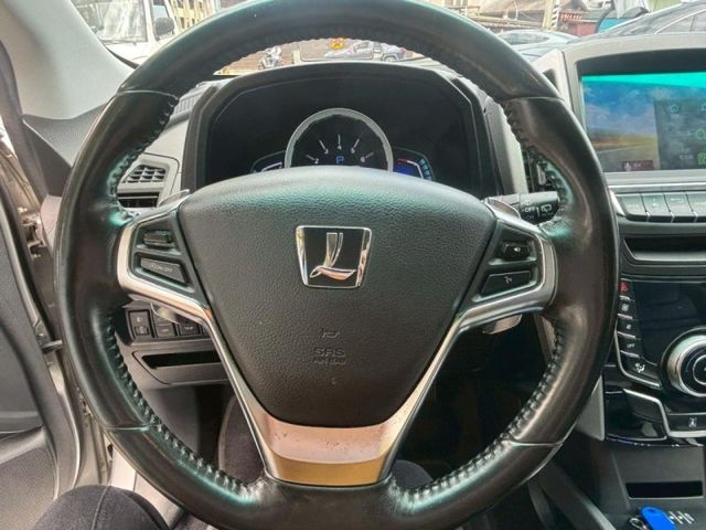 Luxgen U6 Turbo  第8張相片