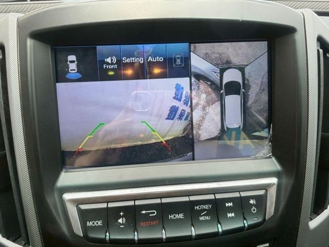 Luxgen U6 Turbo  第9張相片